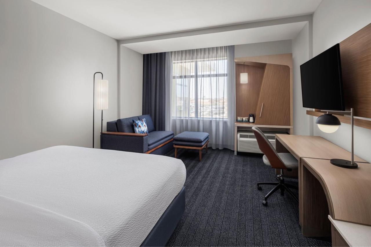 Courtyard By Marriott San Angelo Hotel Buitenkant foto