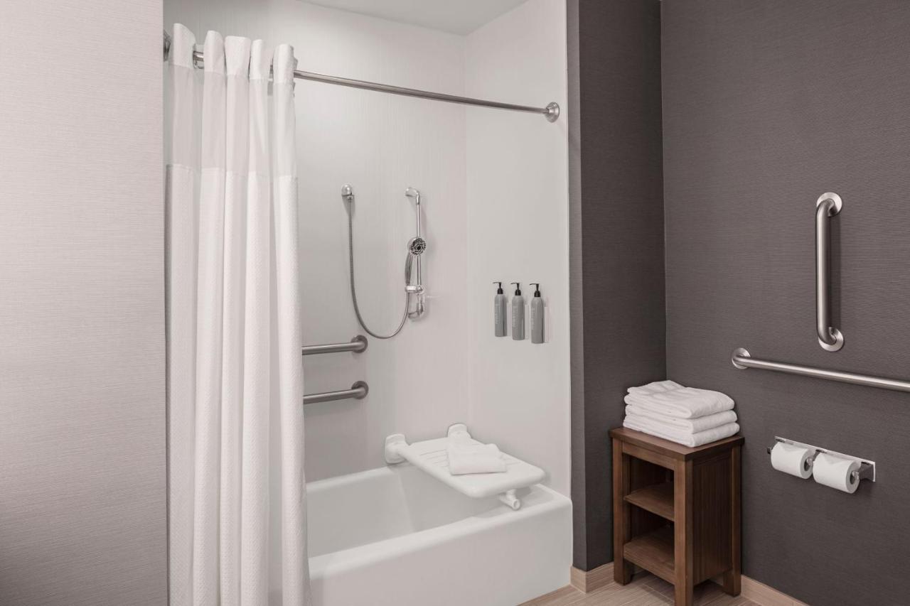 Courtyard By Marriott San Angelo Hotel Buitenkant foto