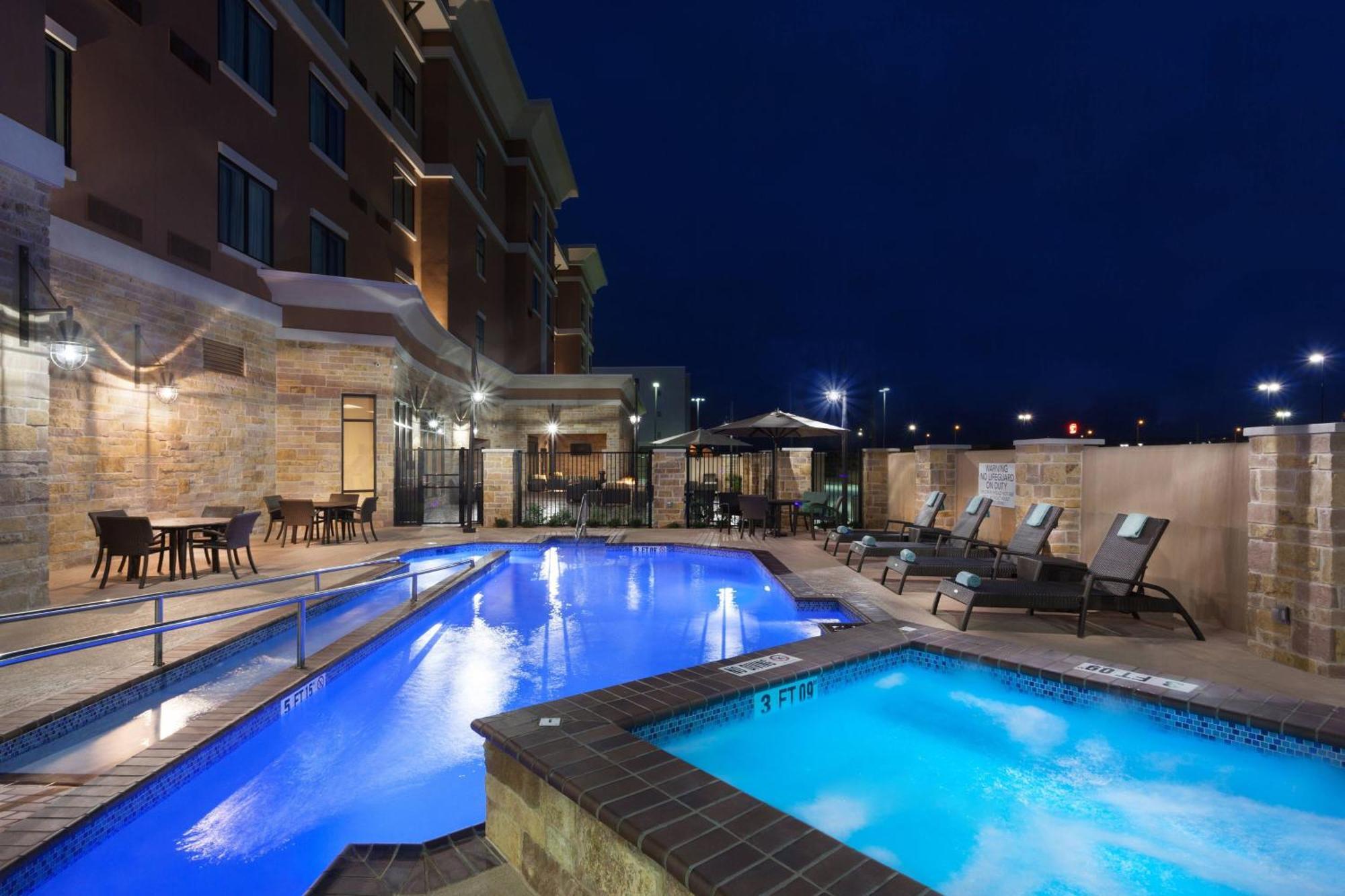 Courtyard By Marriott San Angelo Hotel Buitenkant foto