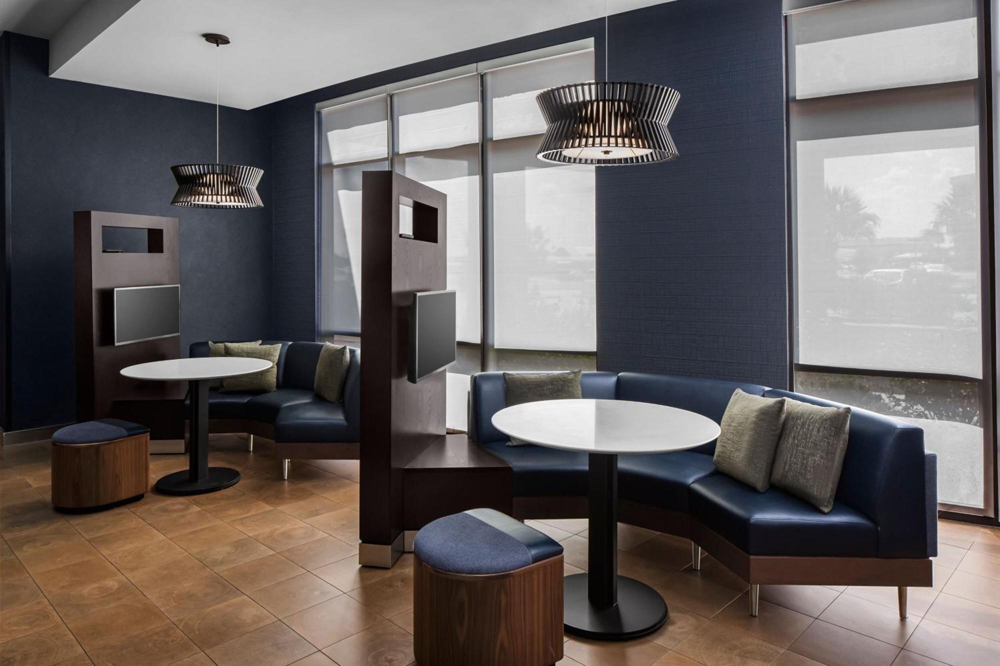 Courtyard By Marriott San Angelo Hotel Buitenkant foto